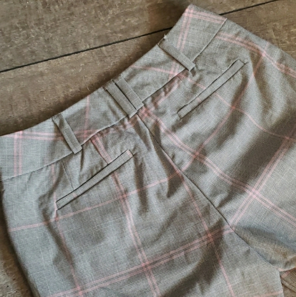 New York & Co Light grey & pink slacks 529 - Picture 4 of 6